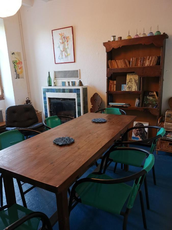 Gite Des Petites Ruelles : Familial Et Chaleureux Troo ภายนอก รูปภาพ
